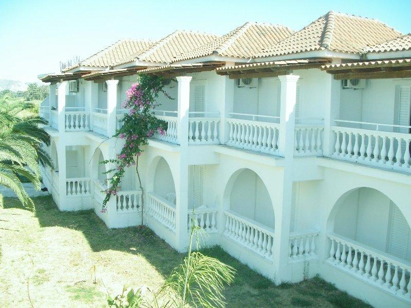 Marianna Apart Hotel ลากานาส ภายนอก รูปภาพ